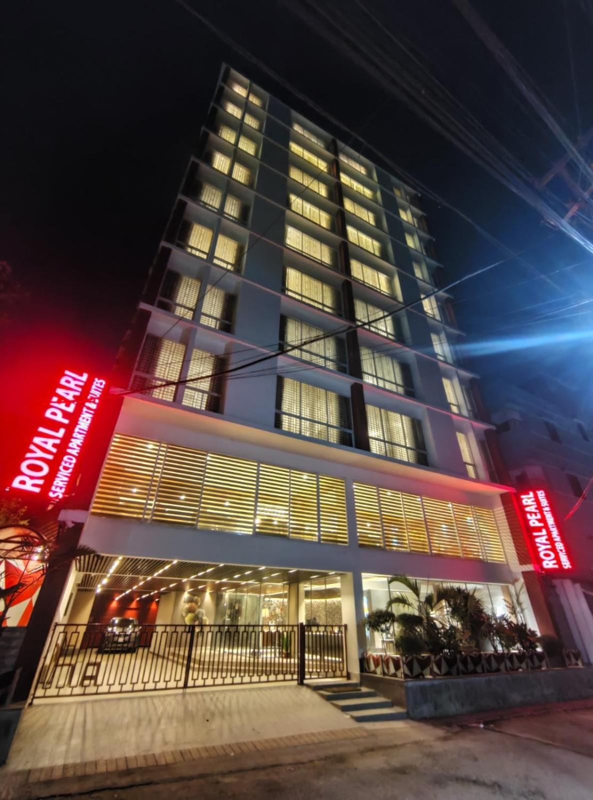 Royal Cox'S Bazar Hotel Bagian luar foto